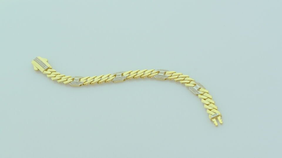 Özel Tasarım Taş Detaylı Zincir Model Altın Bileklik