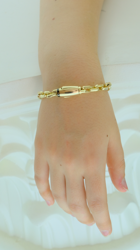 Özel Tasarım Siyah Detaylı Zincir Model Altın Bileklik