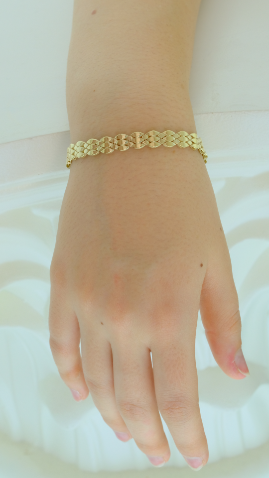 Özel Tasarım Pul Dokulu Altın Bileklik