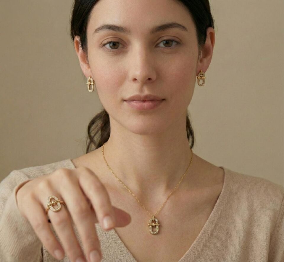 Elips Şekilli Altın Set