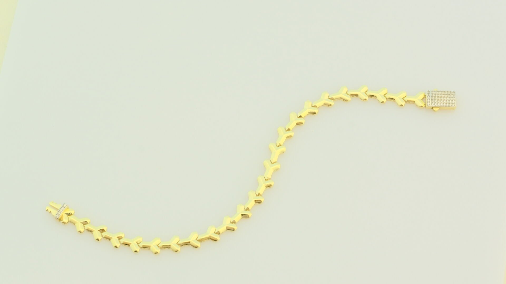 Modern Zikzak Formlu Taş Detaylı Altın Bileklik