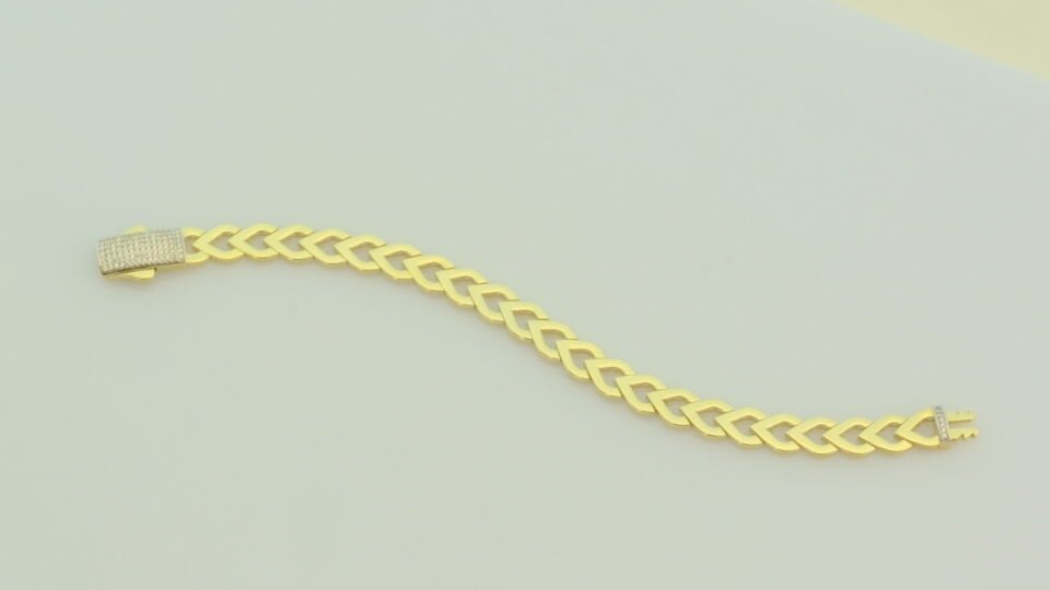 Örgü Formlu Taş Detaylı Altın Bileklik