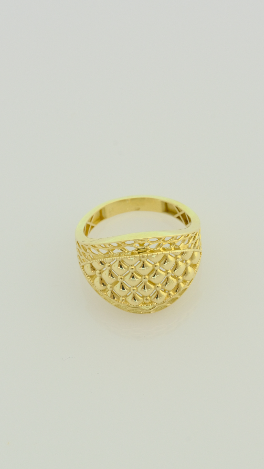 Petek Desenli Altın Yüzük