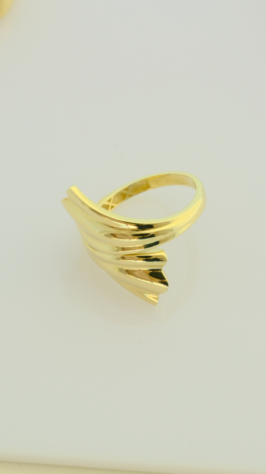 Altın Rüzgâr Esintisi Modern Yüzük