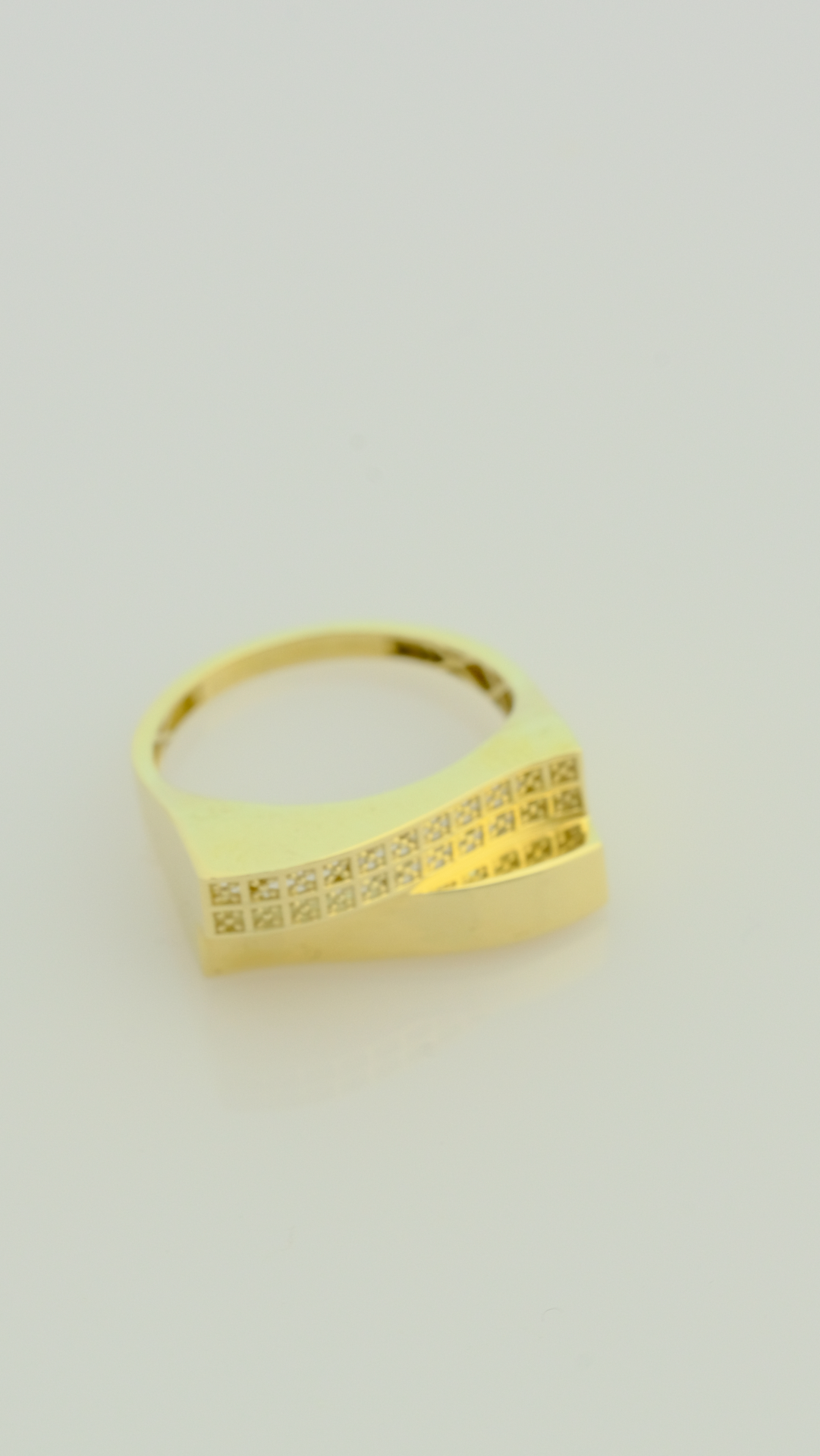 Altın Geometrik Formlu Modern Yüzük