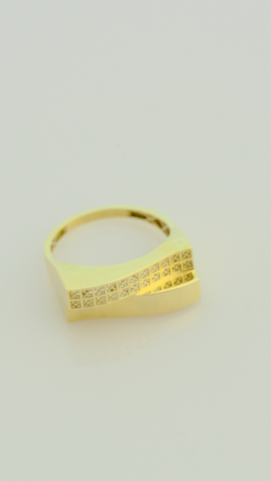 Altın Geometrik Formlu Modern Yüzük