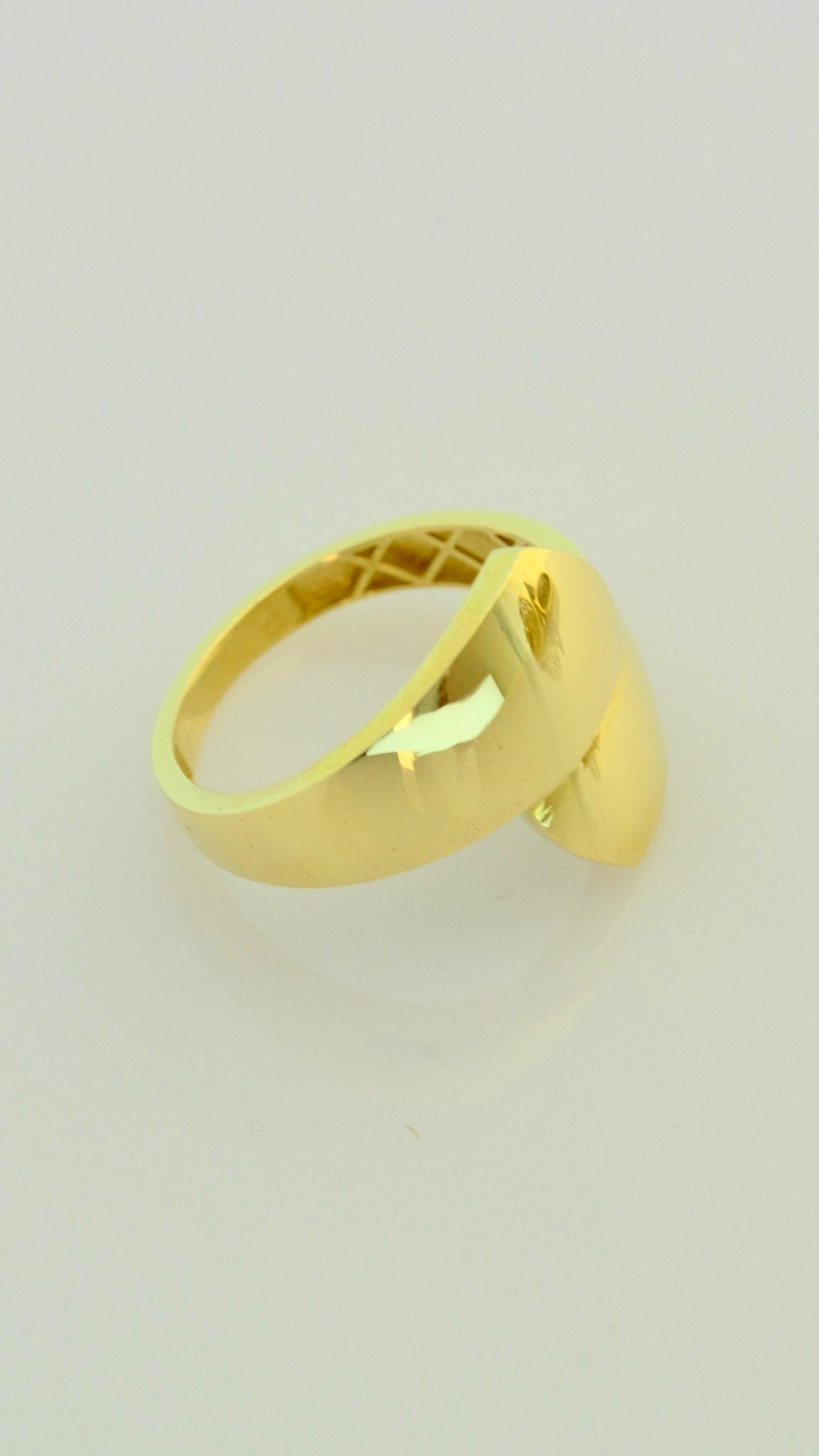 Zarif Kavisli Altın Yüzük