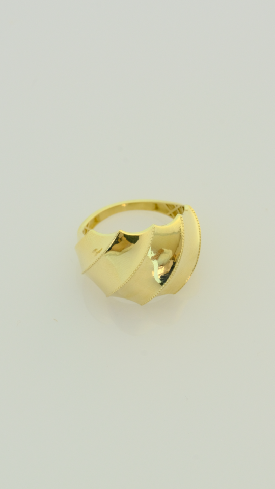 Sarmal Işıltı Altın Yüzük