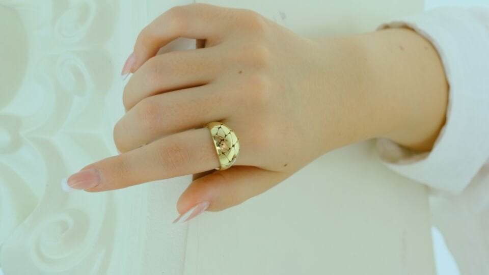 Mozaik Parıltı Altın Yüzük