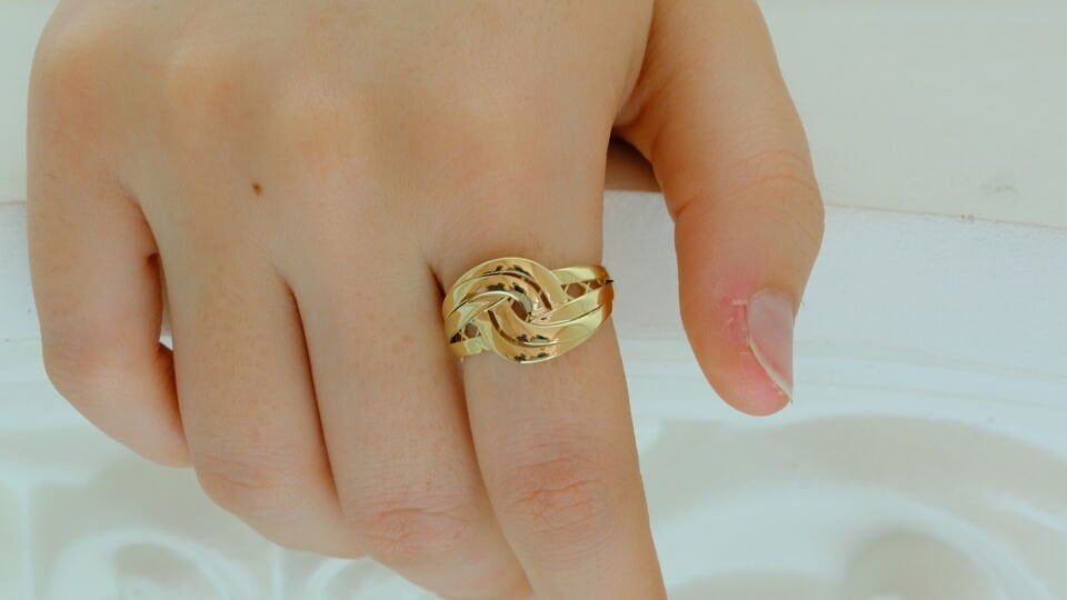 Altın Sonsuz Düğüm Yüzük