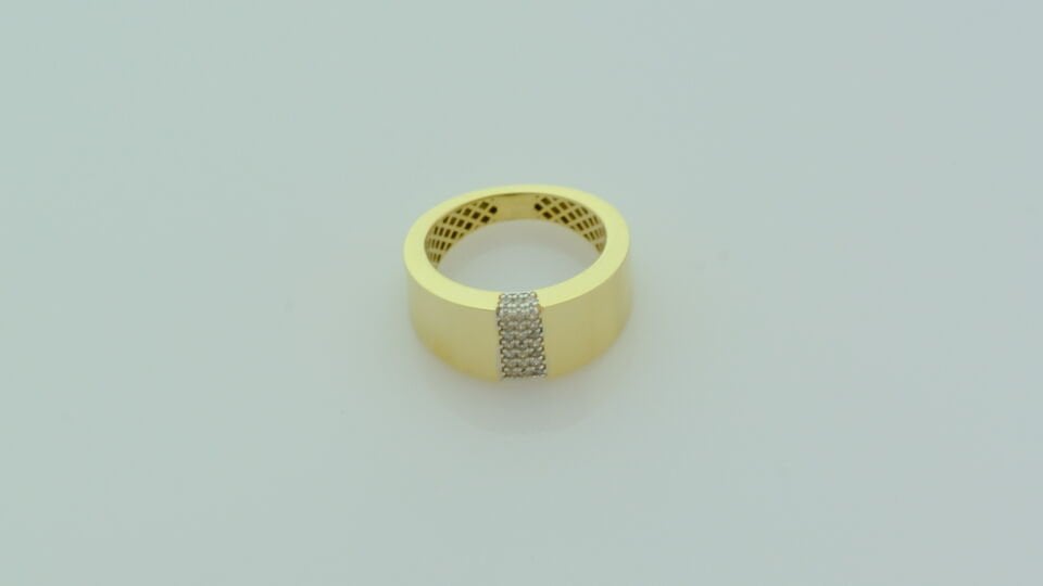 Altın Zarif Işıltı Şerit Yüzük