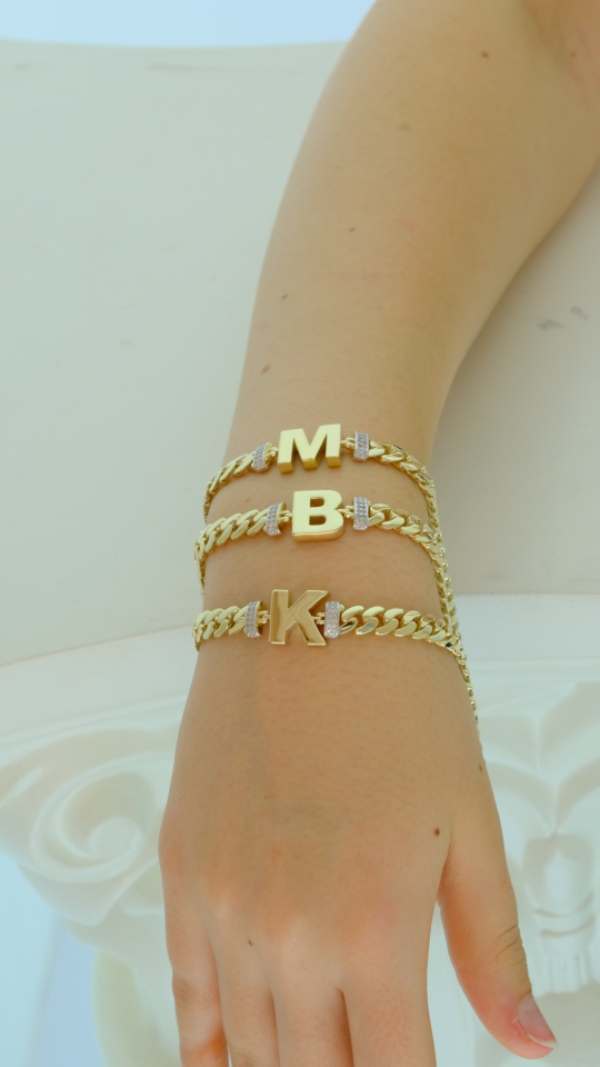 Altın M Harfi Bileklik