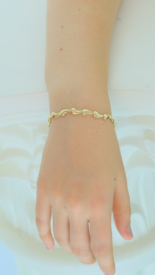 Altın Zarif Dalga Halkalı Bileklik